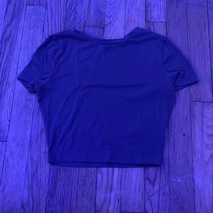 Woman’s cropped T-shirt